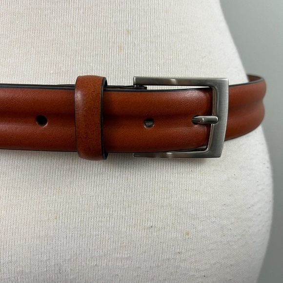 NWT NORDSTROM Brown Leather Belt with Silver Buckle (34/85) - Picture 3 of 6